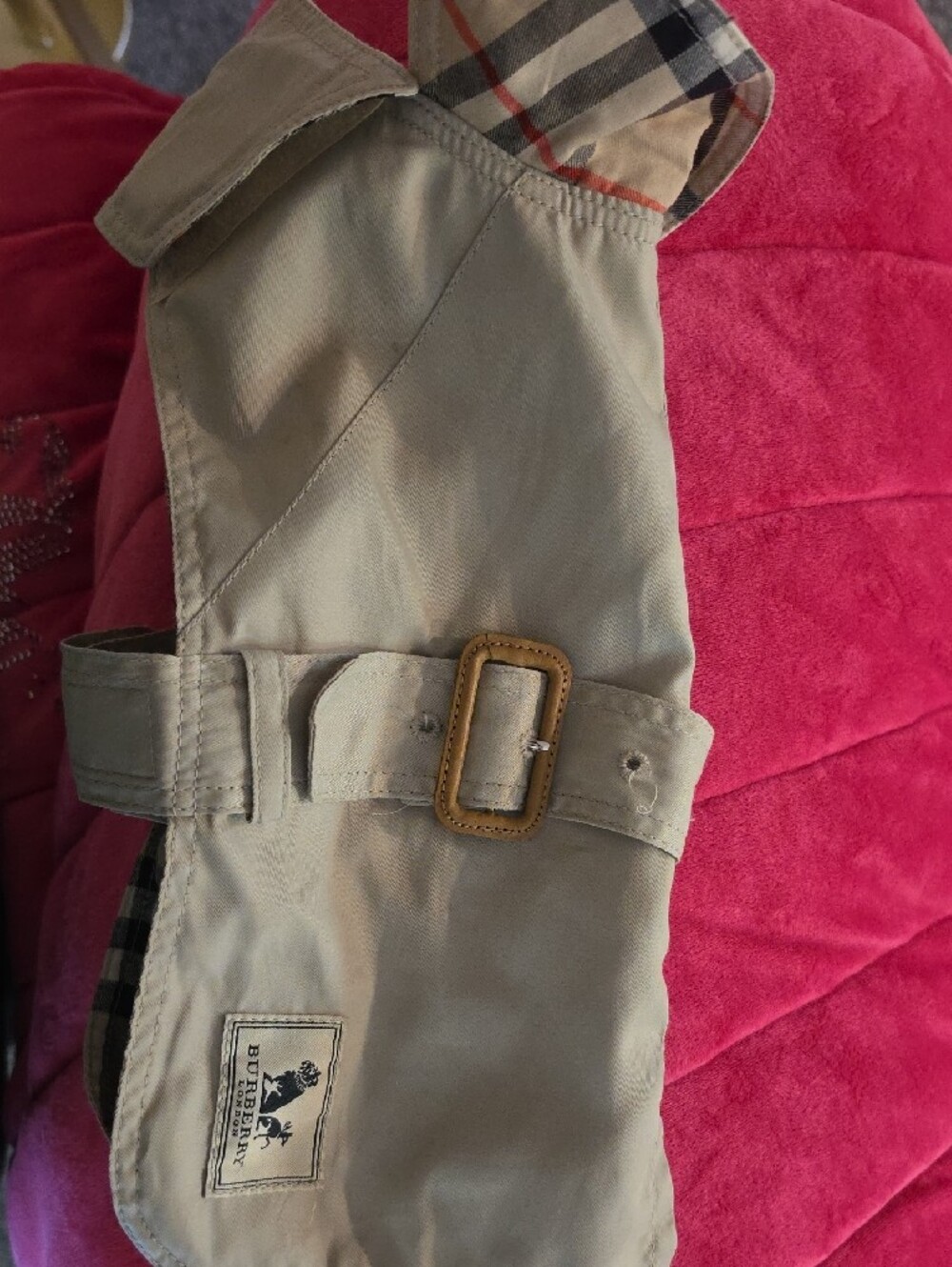 Burberry Dog Jacket - Picture 3 of 3